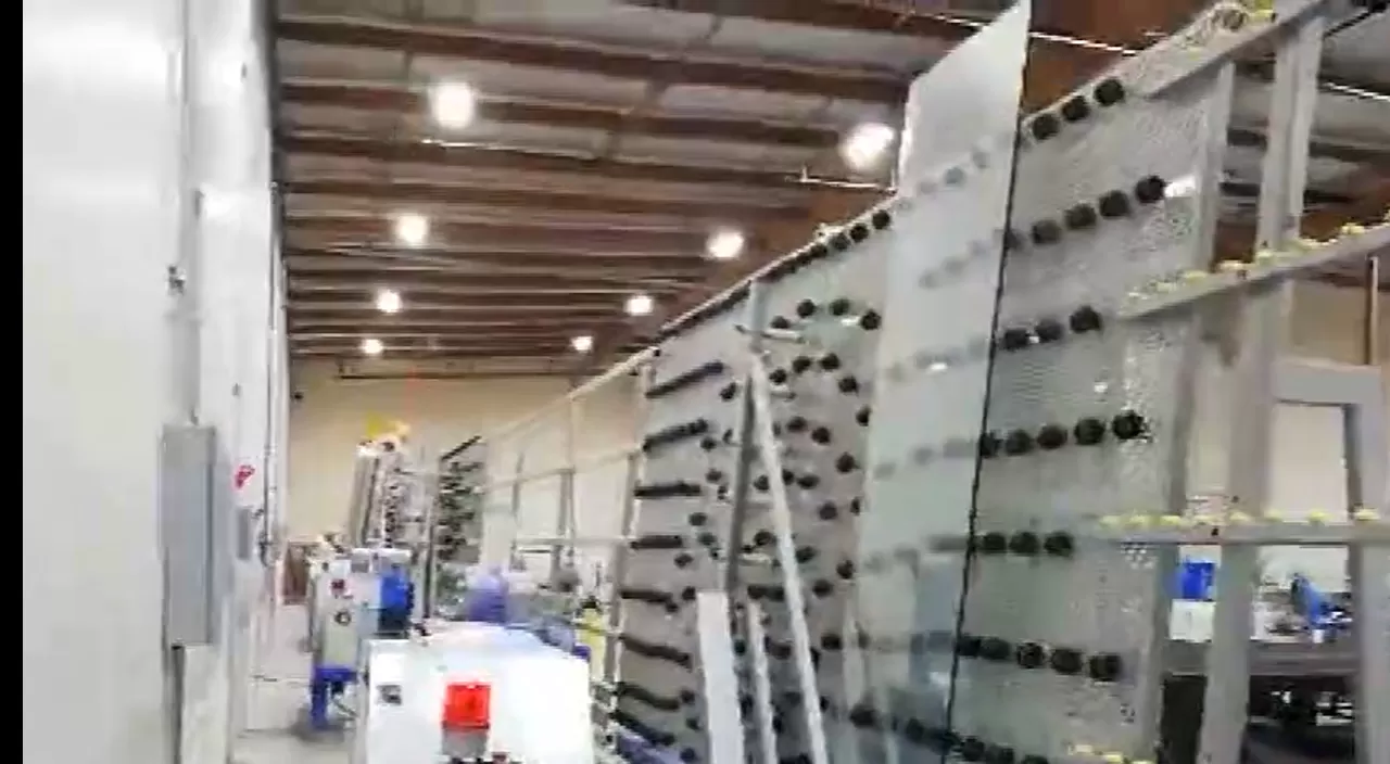 خط تولید ماشین های شینگ گلاس مستقیم در آمریکا